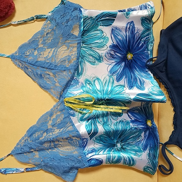 2 blue camisoles, size medium, 1 satin, 1 stretch cotton. - Picture 2 of 9